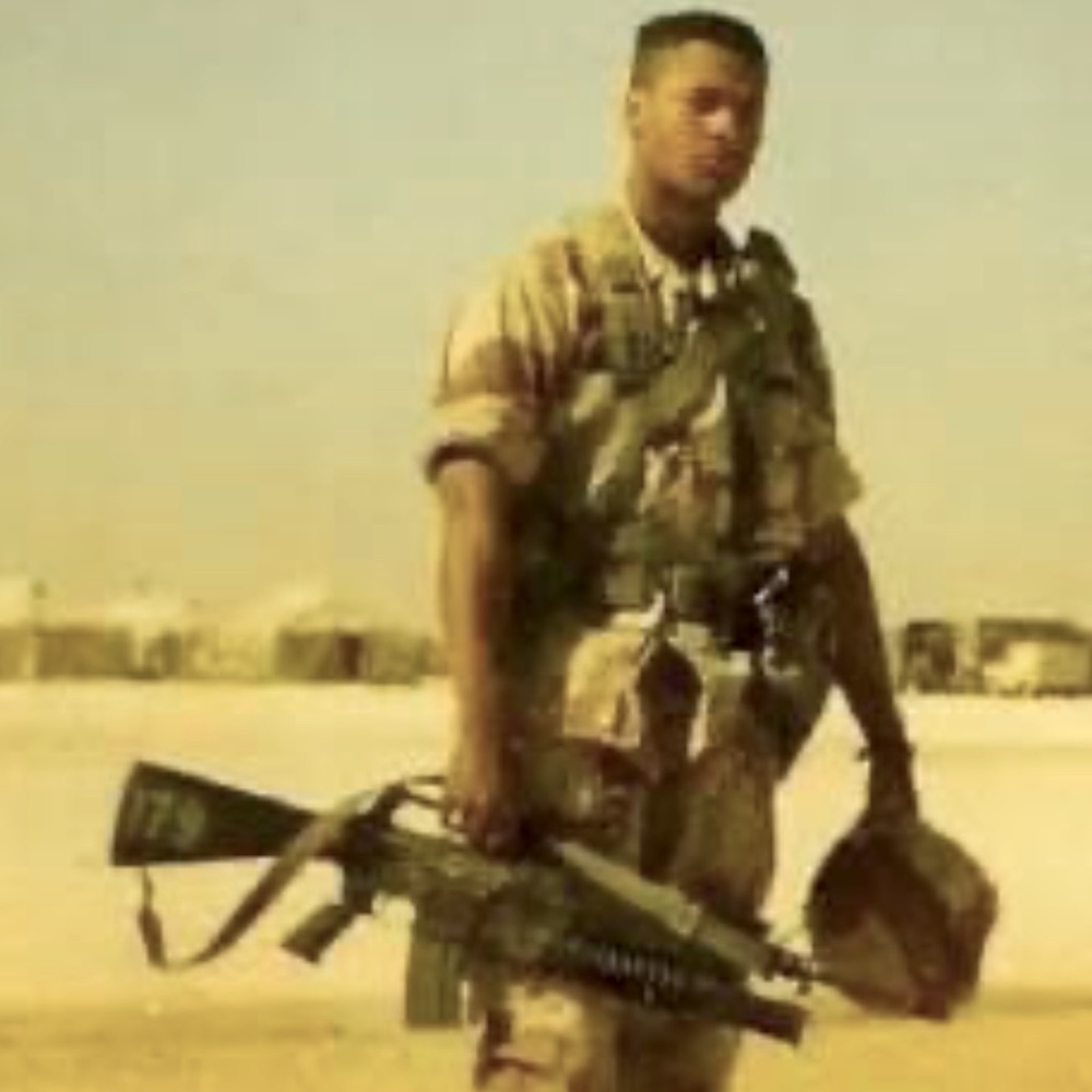 Meet your Posher, Christopher